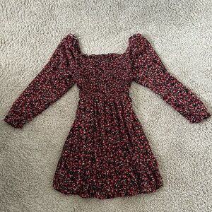 Women’s floral dress long sleeves